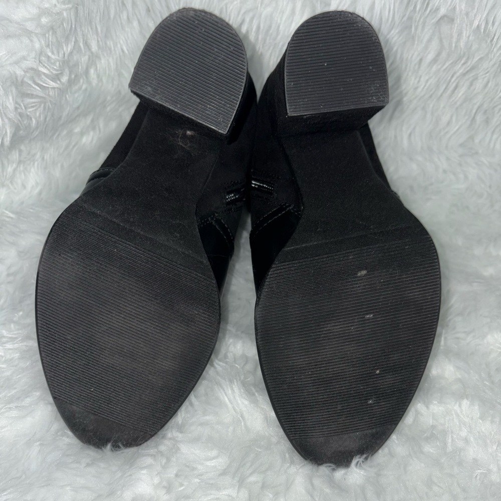 Chic Black Ankle Boots - Picture 6 of 7